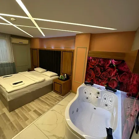 Blueway Bakirkoey Center Hotel