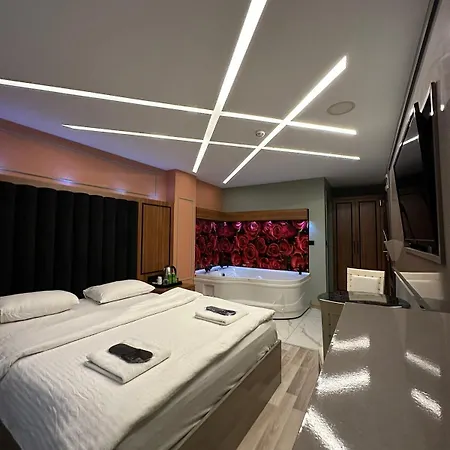 Szálloda Blueway Bakirkoey Center 2*