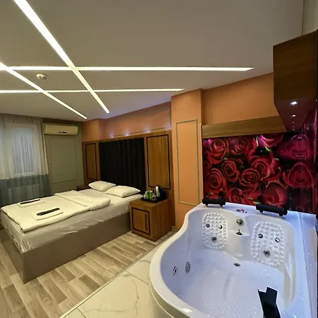 Blueway Bakirkoey Center Szálloda 2*